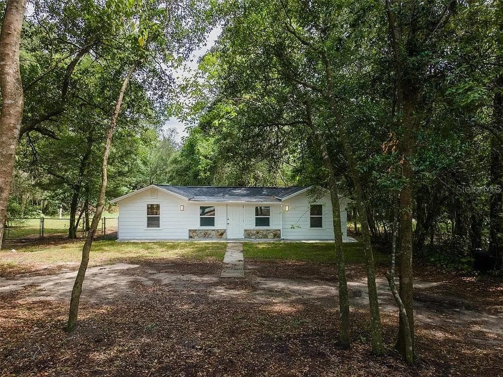 2425 SE 10TH AVENUE, GAINESVILLE, FL 32641