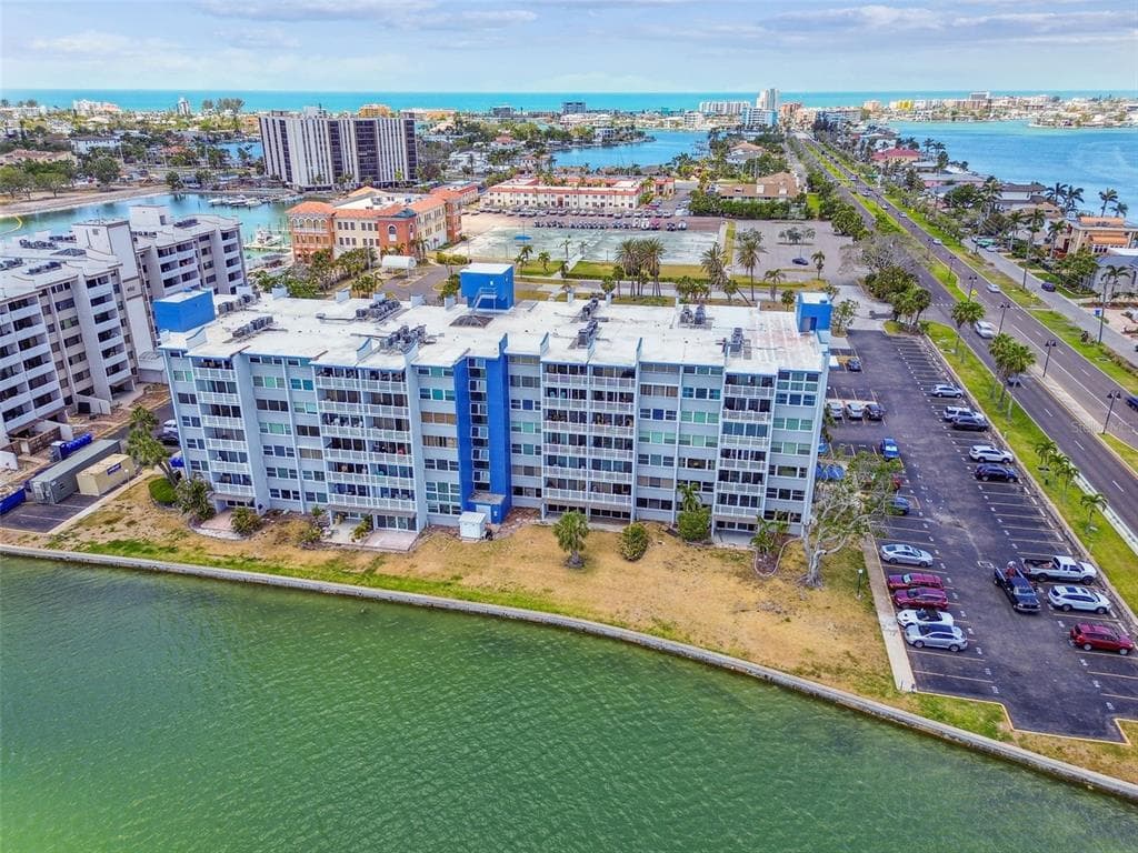 500 TREASURE ISLAND CAUSEWAY # 607, ST PETERSBURG, FL 33706