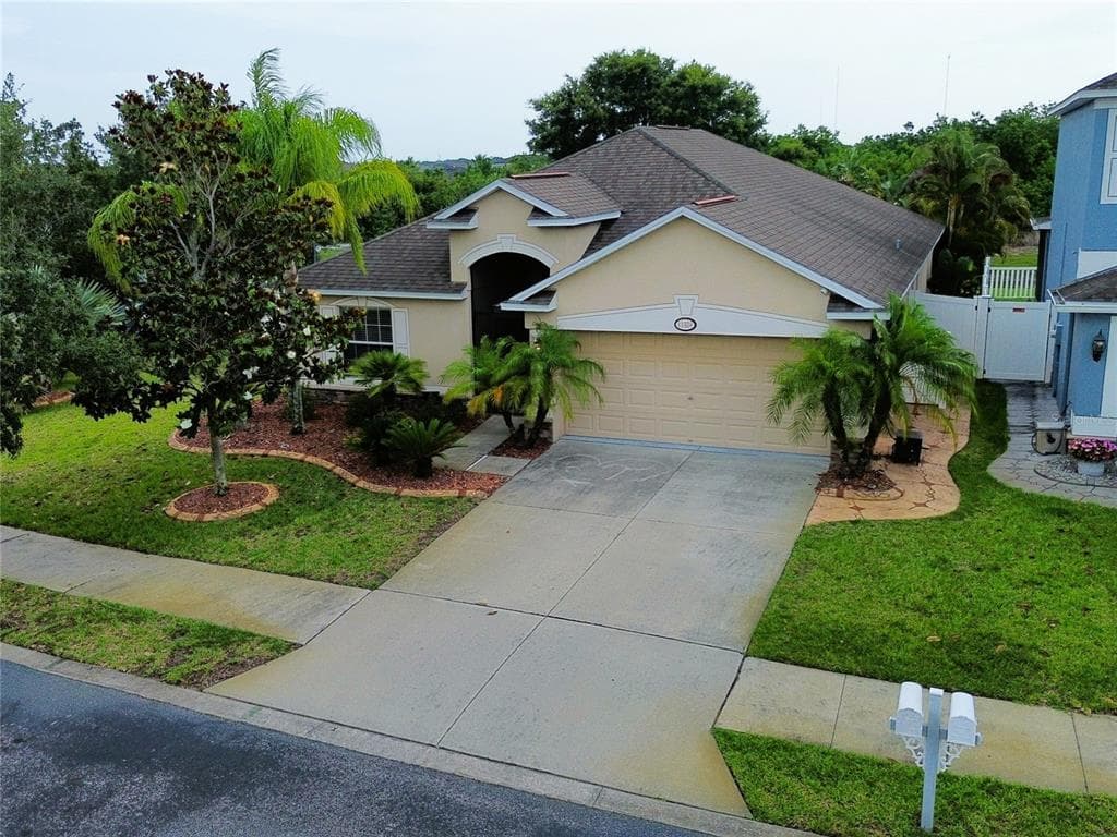 11404 HOLMBRIDGE LANE, RIVERVIEW, FL 33579
