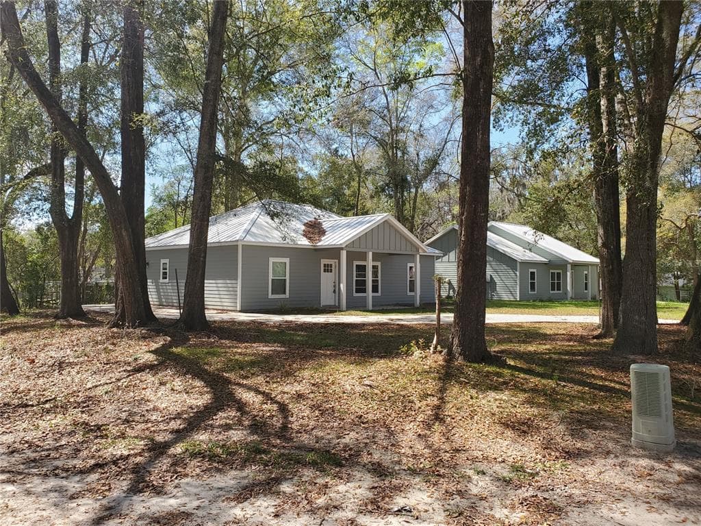24309 NW 189TH AVENUE, HIGH SPRINGS, FL 32643