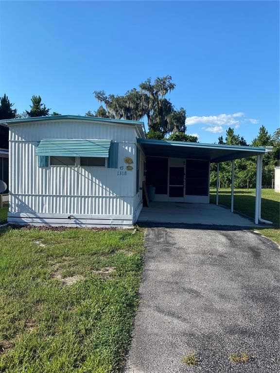 1318 CR 461, LAKE PANASOFFKEE, FL 33538