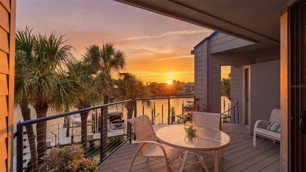 910 PINELLAS BAYWAY S # 201, TIERRA VERDE, FL 33715