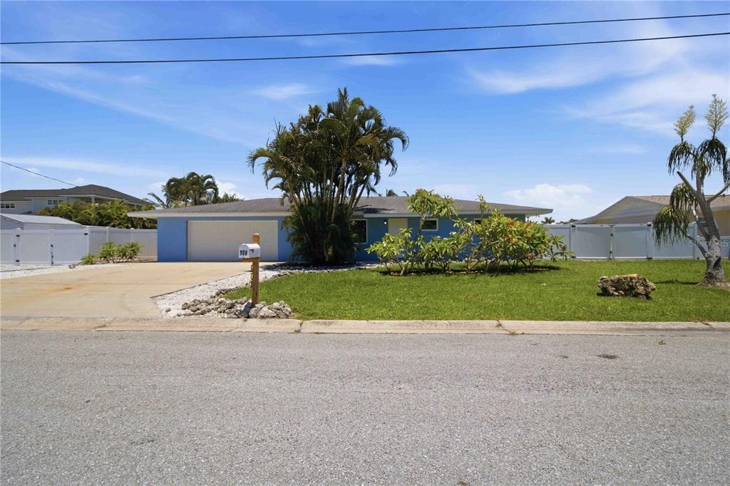 908 24TH AVENUE W, PALMETTO, FL 34221