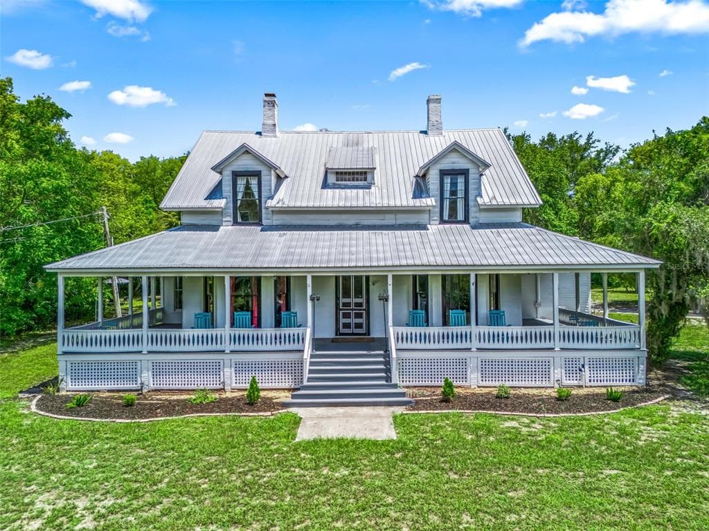 511 E MIRROR LAKE DRIVE, FRUITLAND PARK, FL 34731
