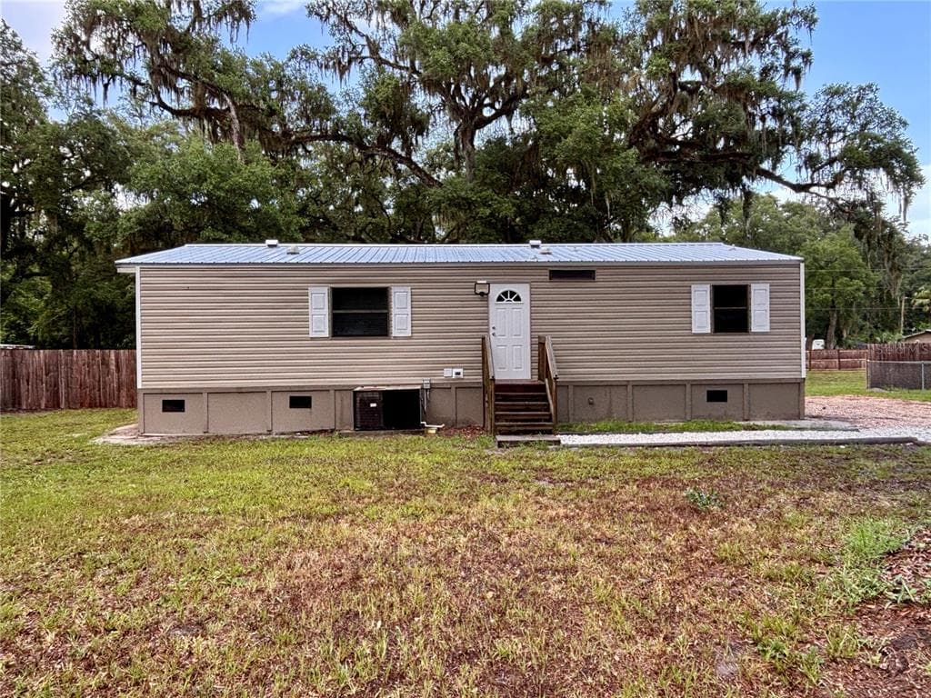 16581 NE 42ND AVENUE, CITRA, FL 32113
