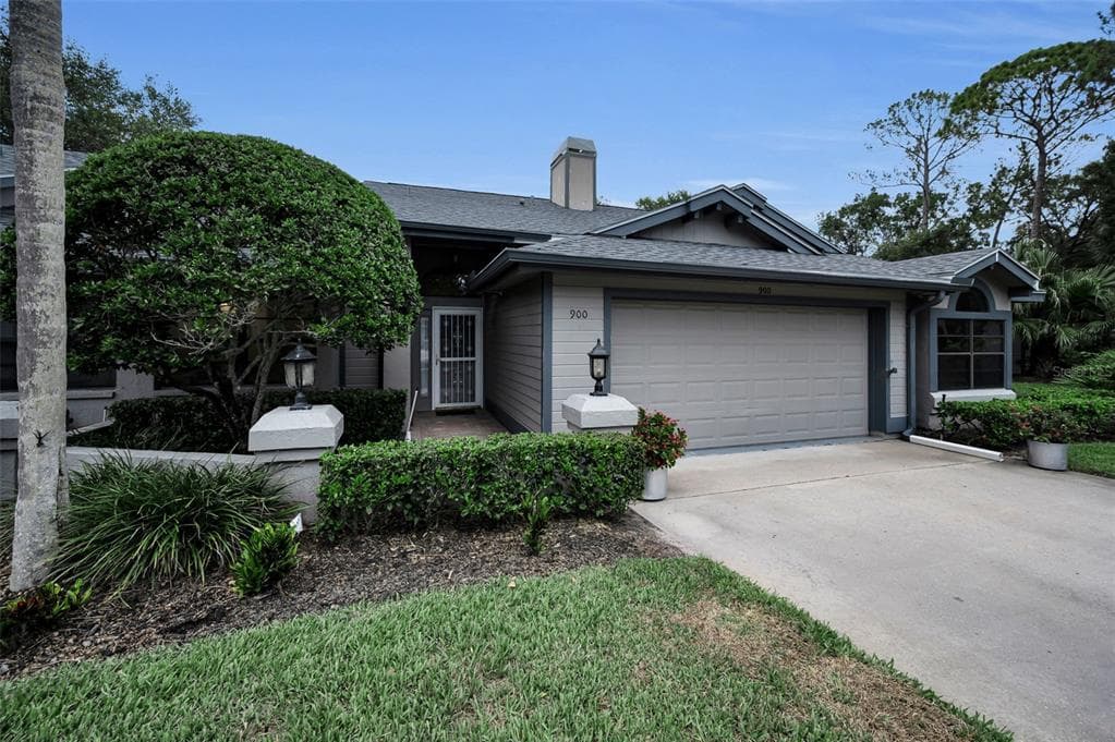 900 LUCAS LANE, OLDSMAR, FL 34677