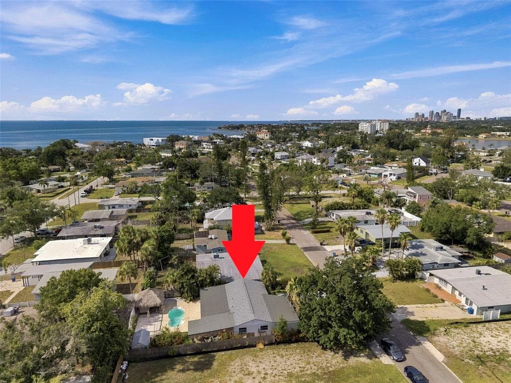 3947 HUNTINGTON STREET NE, ST PETERSBURG, FL 33703