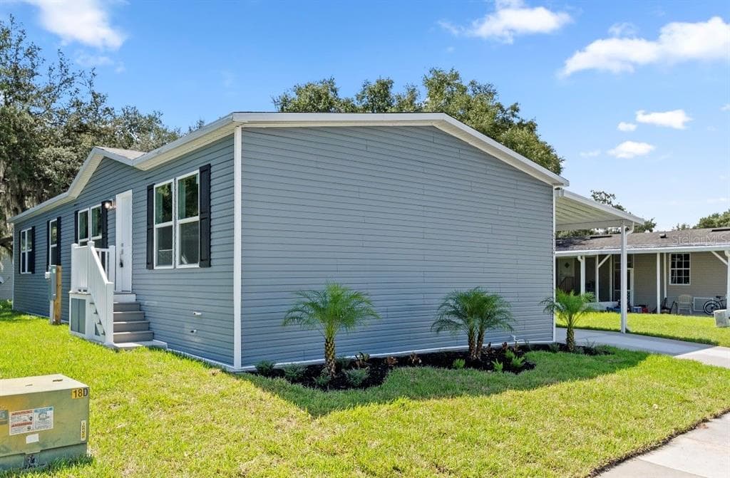 25124 HUCKLEBERRY WAY, ASTATULA, FL 34705