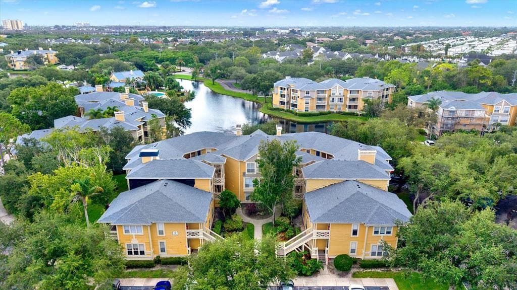 115 112TH AVENUE NE # 810, ST PETERSBURG, FL 33716