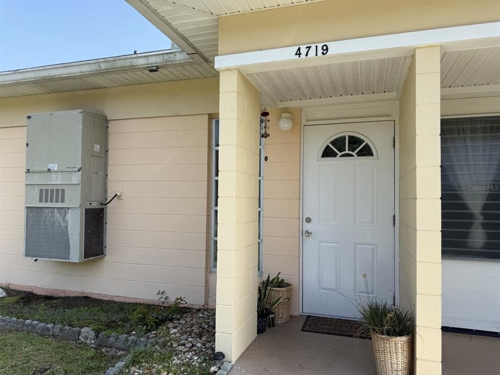 4719 CLUB CIRCLE, LAKE WALES, FL 33854