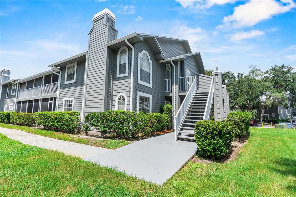 11942 SKYLAKE PLACE # C, TAMPA, FL 33617