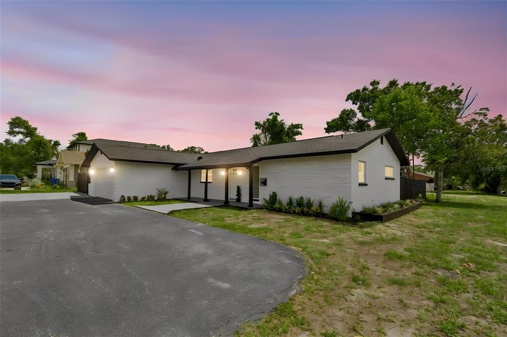 1530 49TH STREET N, ST PETERSBURG, FL 33710