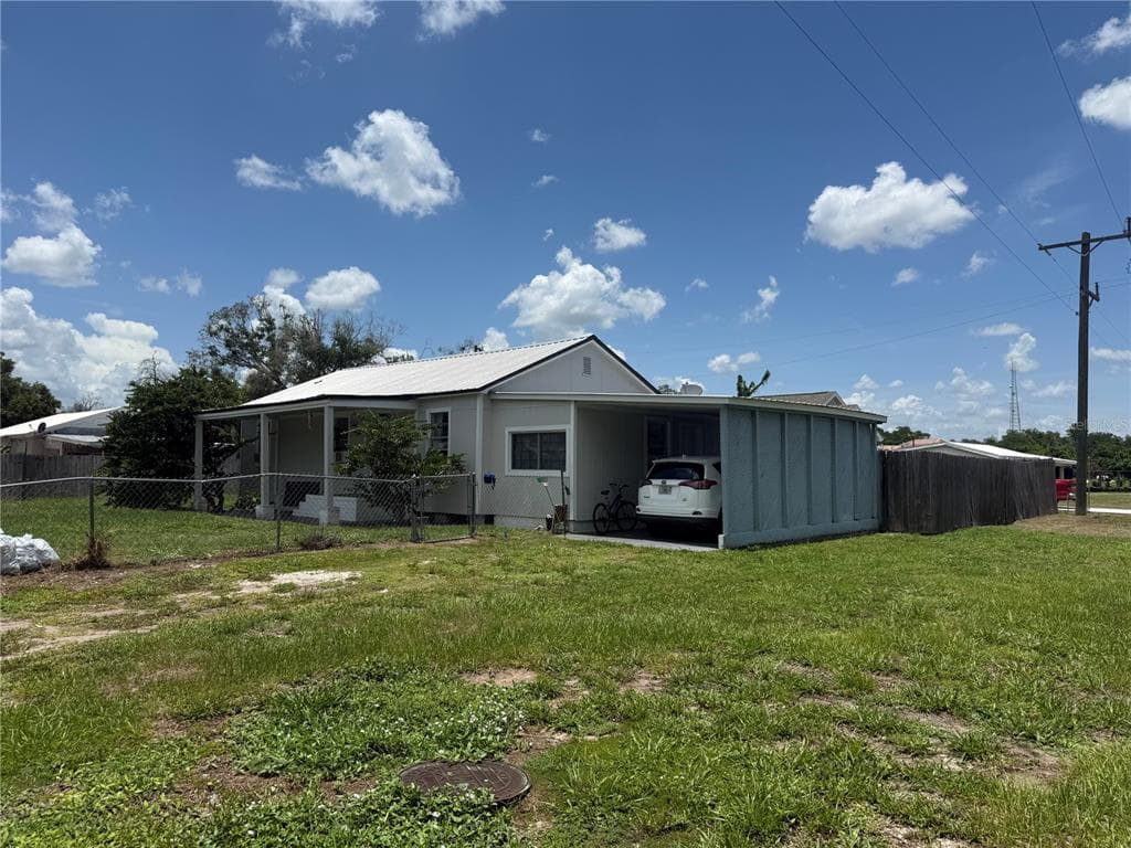 326 E WHIDDEN STREET, ARCADIA, FL 34266