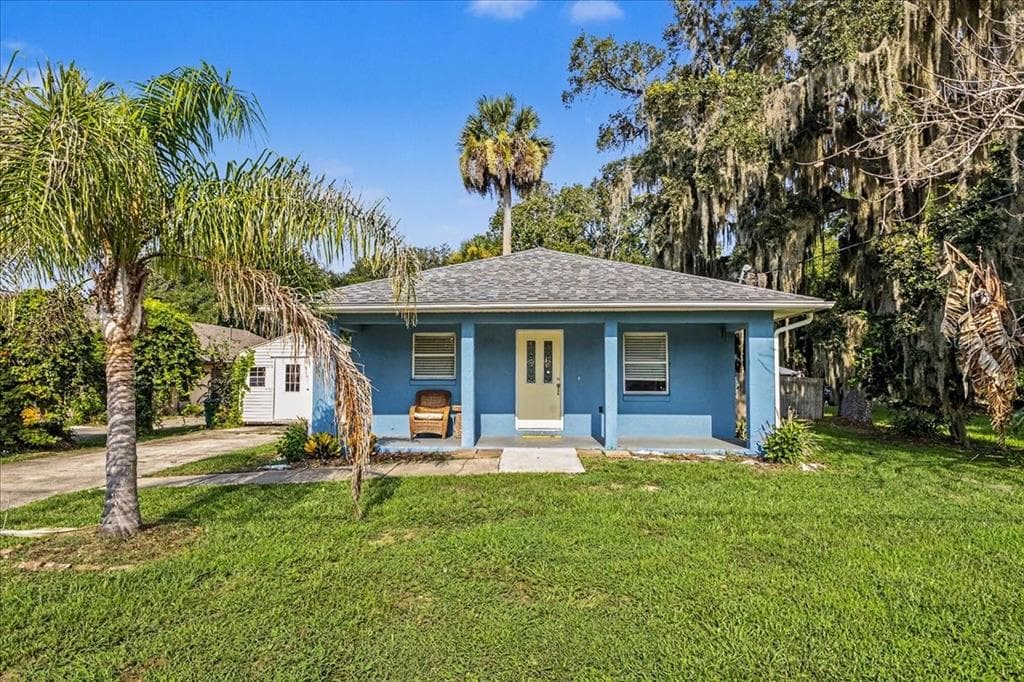 156 GAINES STREET, OAK HILL, FL 32759