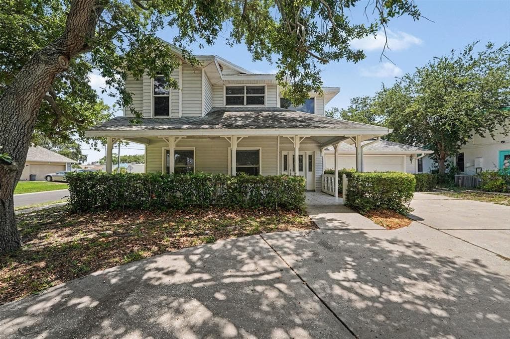 9160 136TH WAY, SEMINOLE, FL 33776