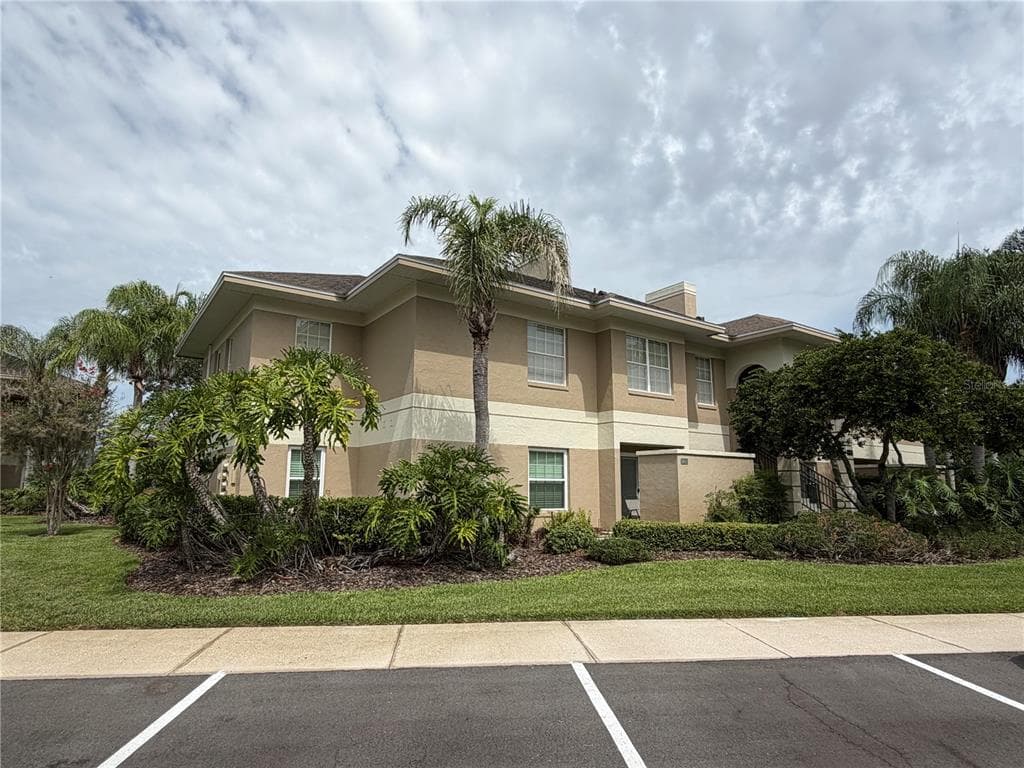 407 EAGLE POND DRIVE # 407, WINTER HAVEN, FL 33884