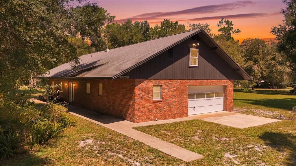 163 E ORANGE AVENUE, PIERSON, FL 32180