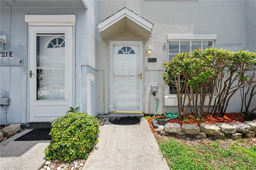 6721 121ST AVENUE # D, LARGO, FL 33773