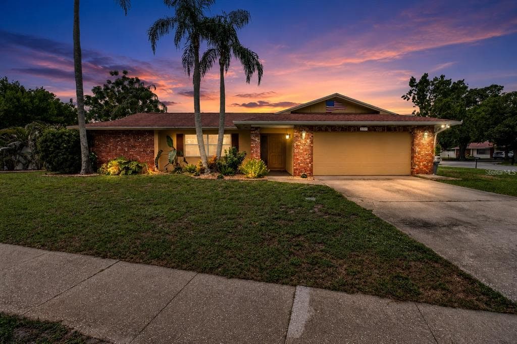 2221 COLONIAL DRIVE, DUNEDIN, FL 34698
