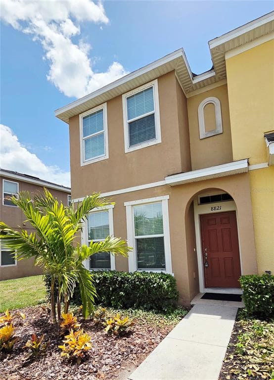 8821 WALNUT GABLE COURT, RIVERVIEW, FL 33578