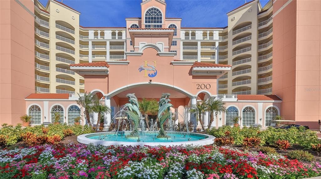 200 OCEAN CREST DRIVE # 524, PALM COAST, FL 32137
