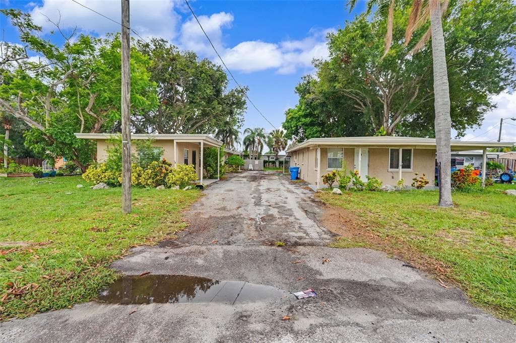 10598 106TH AVENUE, LARGO, FL 33773