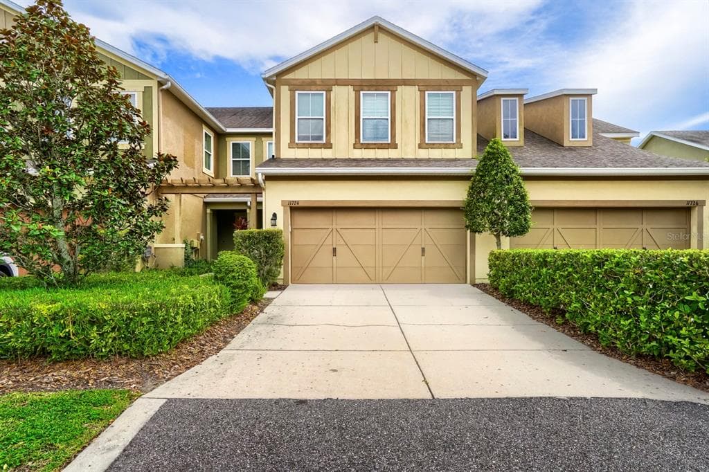 11724 CASA LAGO LANE, TAMPA, FL 33626