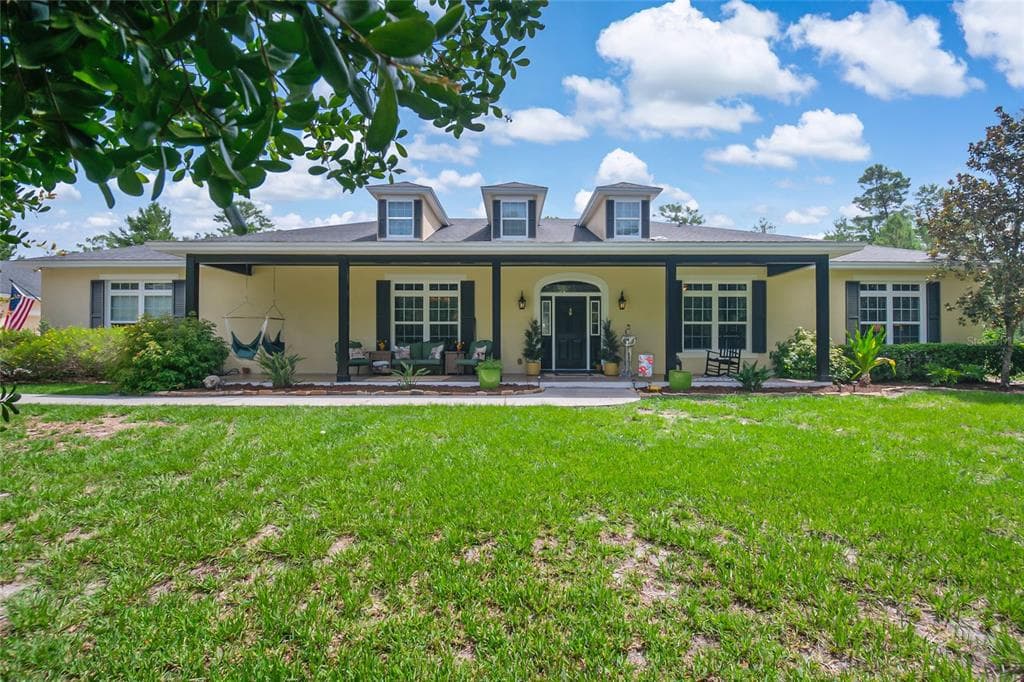 450 VALLEY STREAM DRIVE, GENEVA, FL 32732
