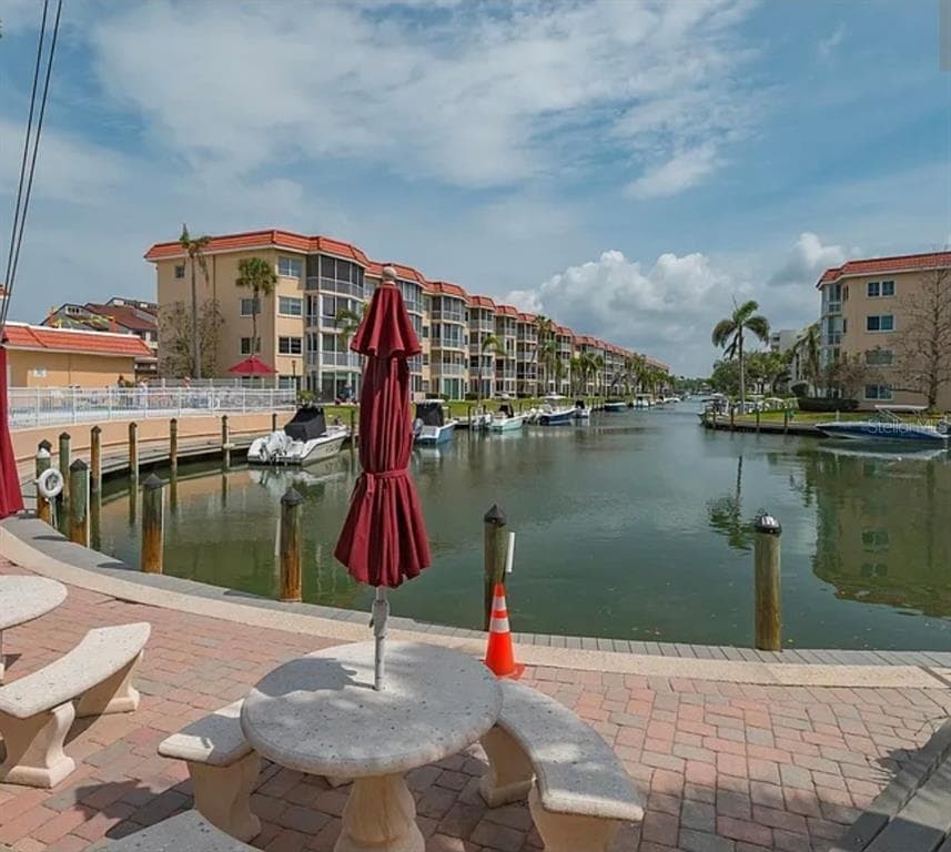 1250 N PORTOFINO DRIVE # 301, SARASOTA, FL 34242