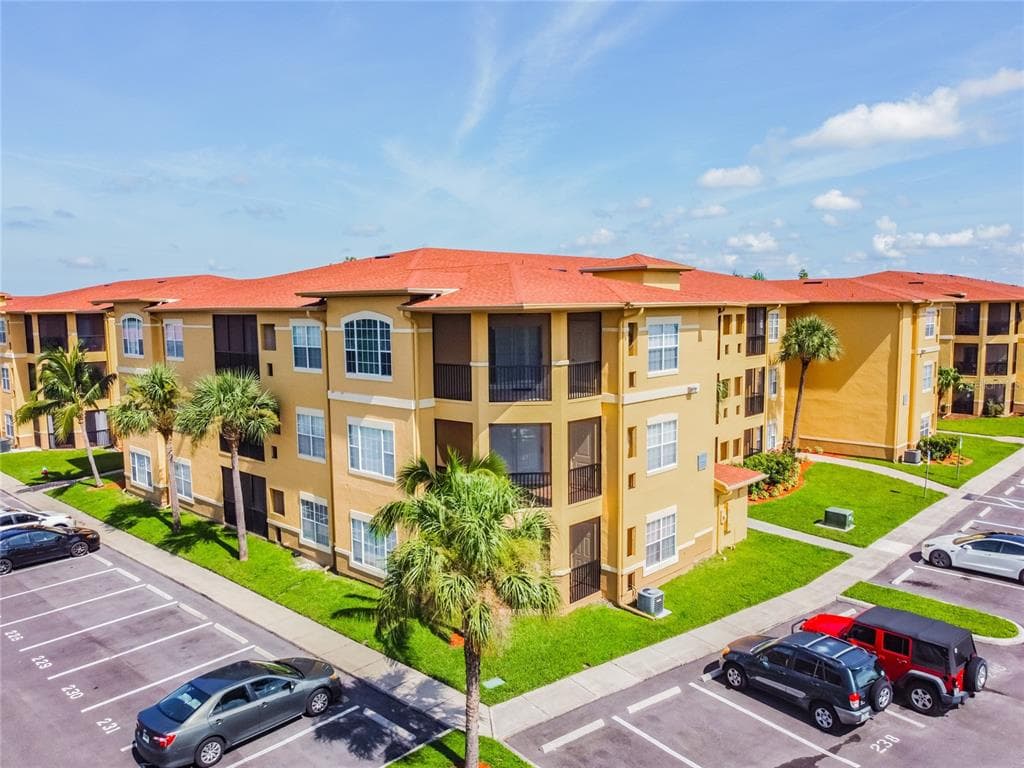 4307 BAYSIDE VILLAGE DRIVE # 104, TAMPA, FL 33615
