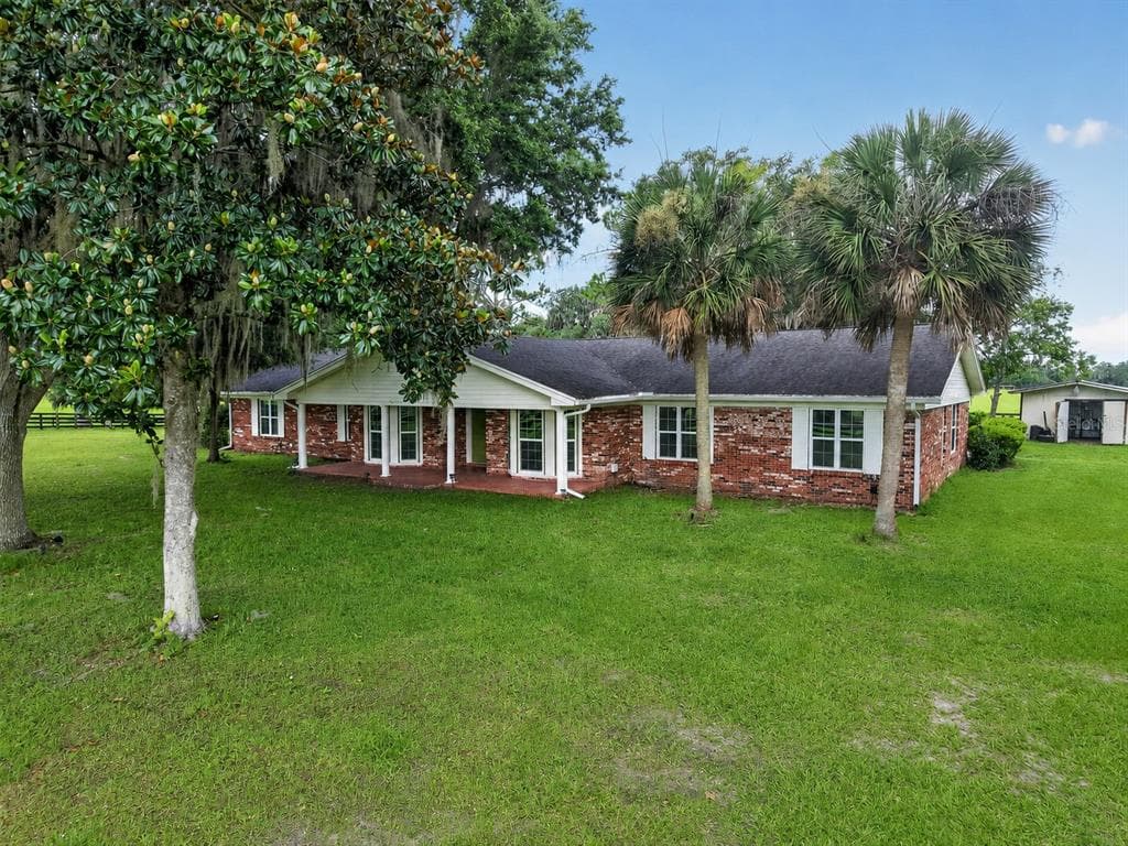 8544 NW 160TH AVENUE, MORRISTON, FL 32668