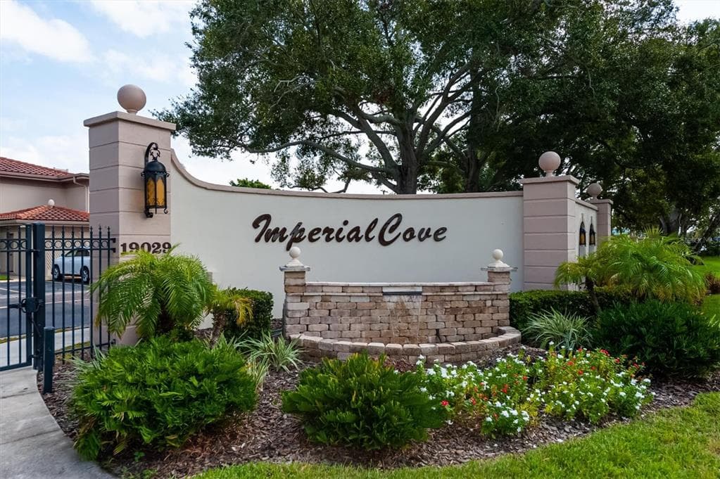 19029 US HIGHWAY 19 N # 26-208, CLEARWATER, FL 33764