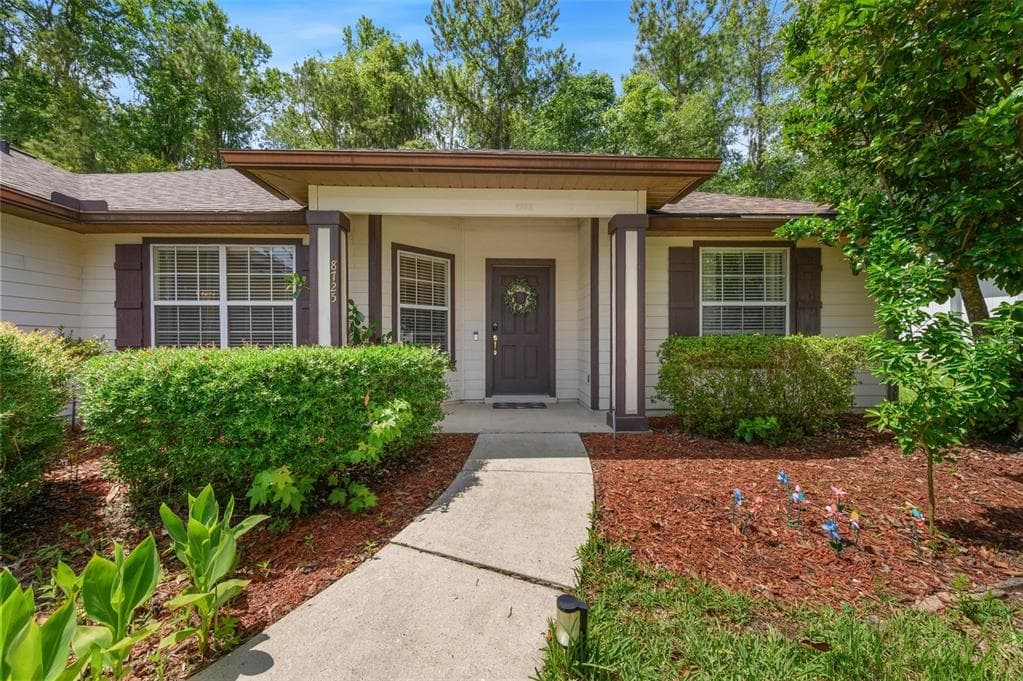 8725 NW 9TH PLACE, GAINESVILLE, FL 32606