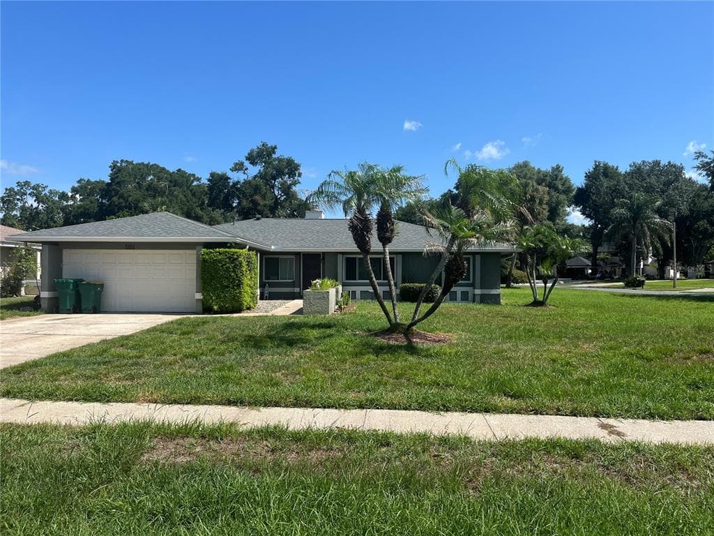 3101 VILLAGE LANE, MOUNT DORA, FL 32757