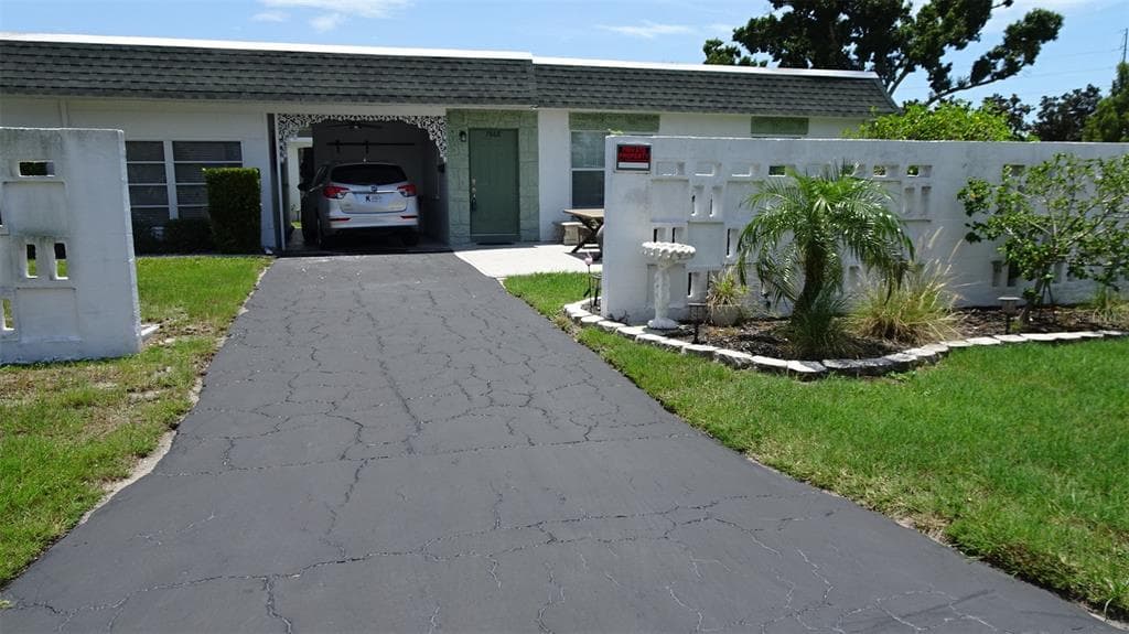 7868 40TH AVENUE N # 7868, ST PETERSBURG, FL 33709