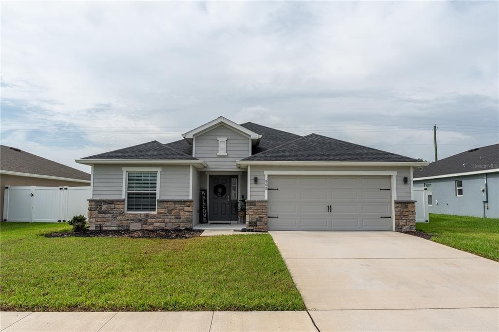 909 MONTGOMERY LANE, POLK CITY, FL 33868