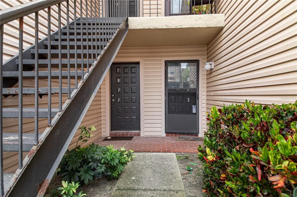 7873 NIAGARA AVENUE # 1803, TAMPA, FL 33617