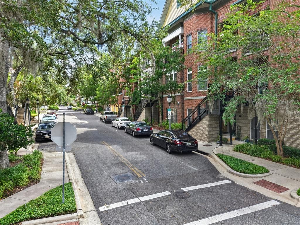 125 NE 4TH STREET # 38, GAINESVILLE, FL 32601