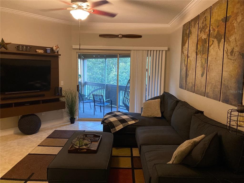 482 N PIN OAK PLACE # 304, LONGWOOD, FL 32779