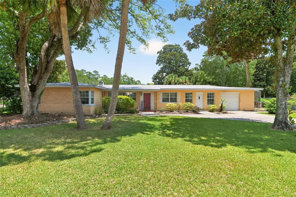 223 NW 7TH STREET, WILLISTON, FL 32696