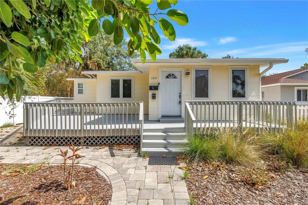 109 20TH AVENUE S, ST PETERSBURG, FL 33705