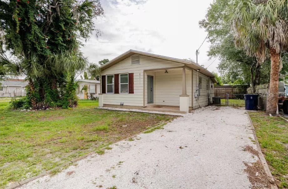 8311 N NEWPORT AVENUE, TAMPA, FL 33604