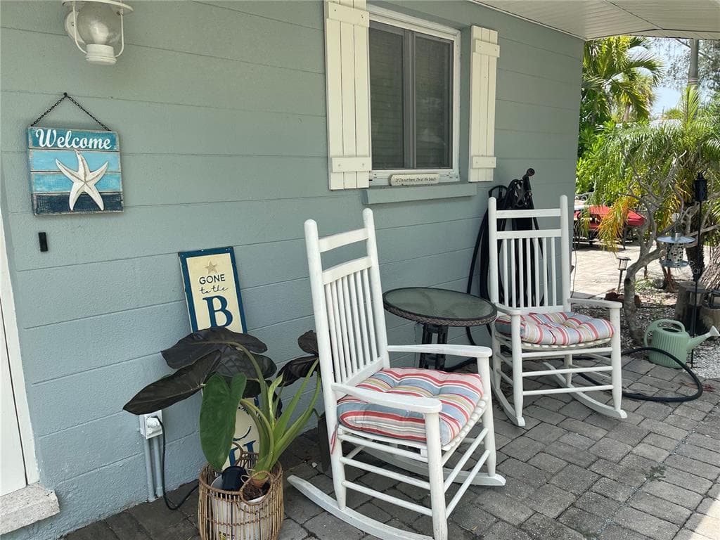 2904 AVENUE B, BRADENTON BEACH, FL 34217
