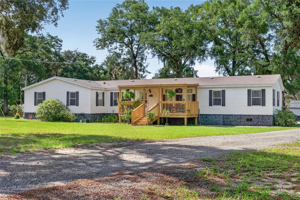 15680 SE 171ST LANE, WEIRSDALE, FL 32195