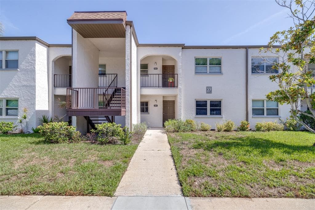 7701 STARKEY ROAD # 528, SEMINOLE, FL 33777