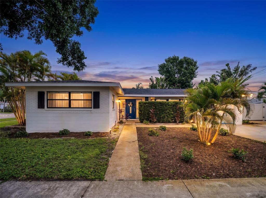 3361 59TH STREET N, ST PETERSBURG, FL 33710