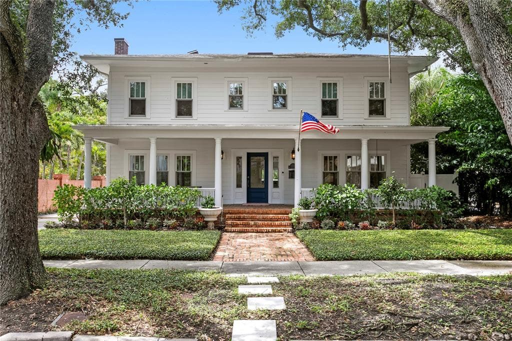2523 W SUNSET DRIVE, TAMPA, FL 33629