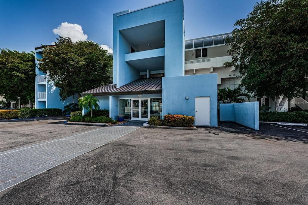 5151 ISLA KEY BOULEVARD S # 220, ST PETERSBURG, FL 33715