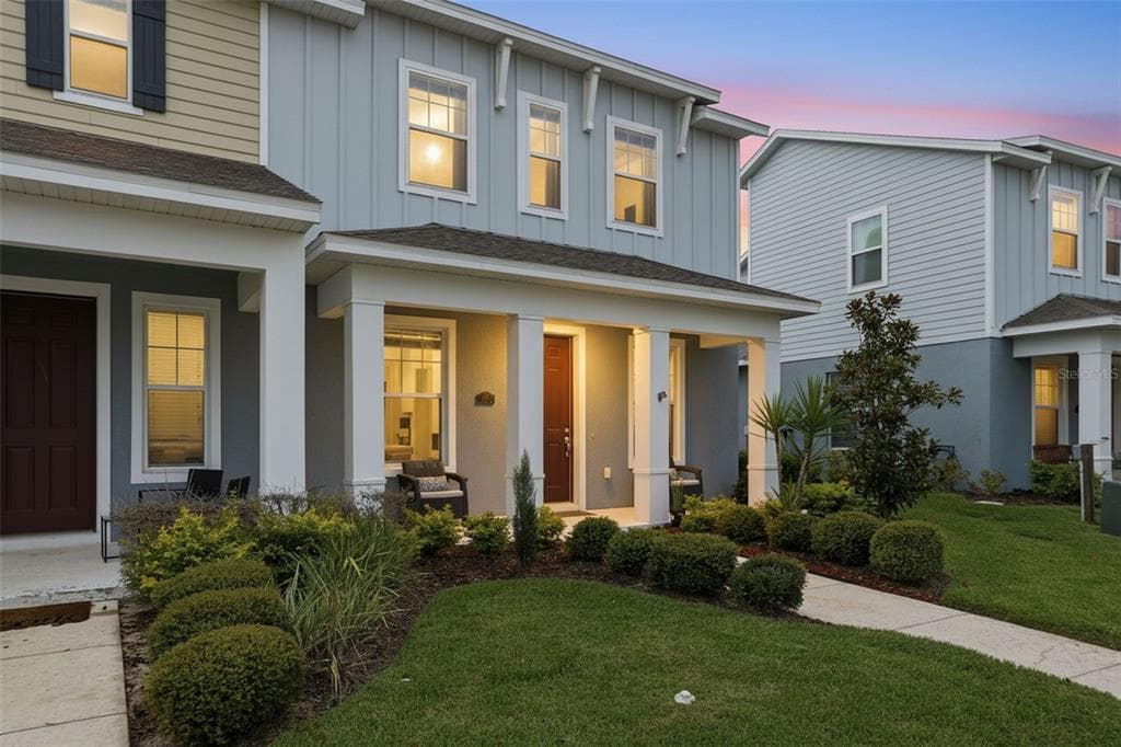 4997 AVALON PARK BOULEVARD, WESLEY CHAPEL, FL 33545