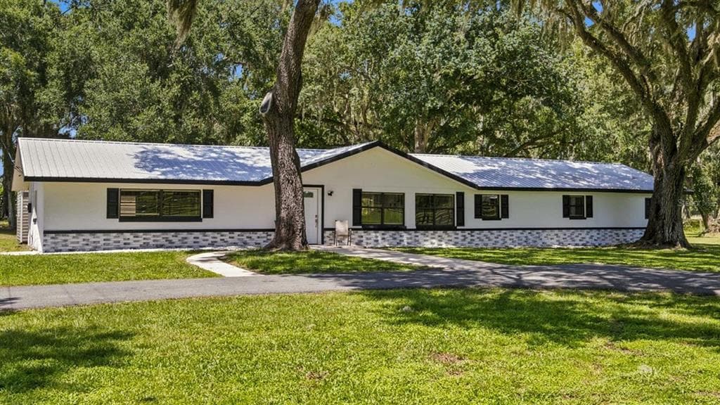 3875 SE 118TH LANE, BELLEVIEW, FL 34420